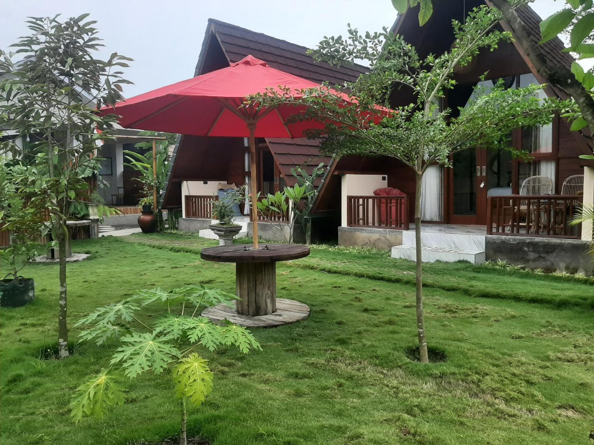 D' Carasti Bungalow Masbagik Екстер'єр фото