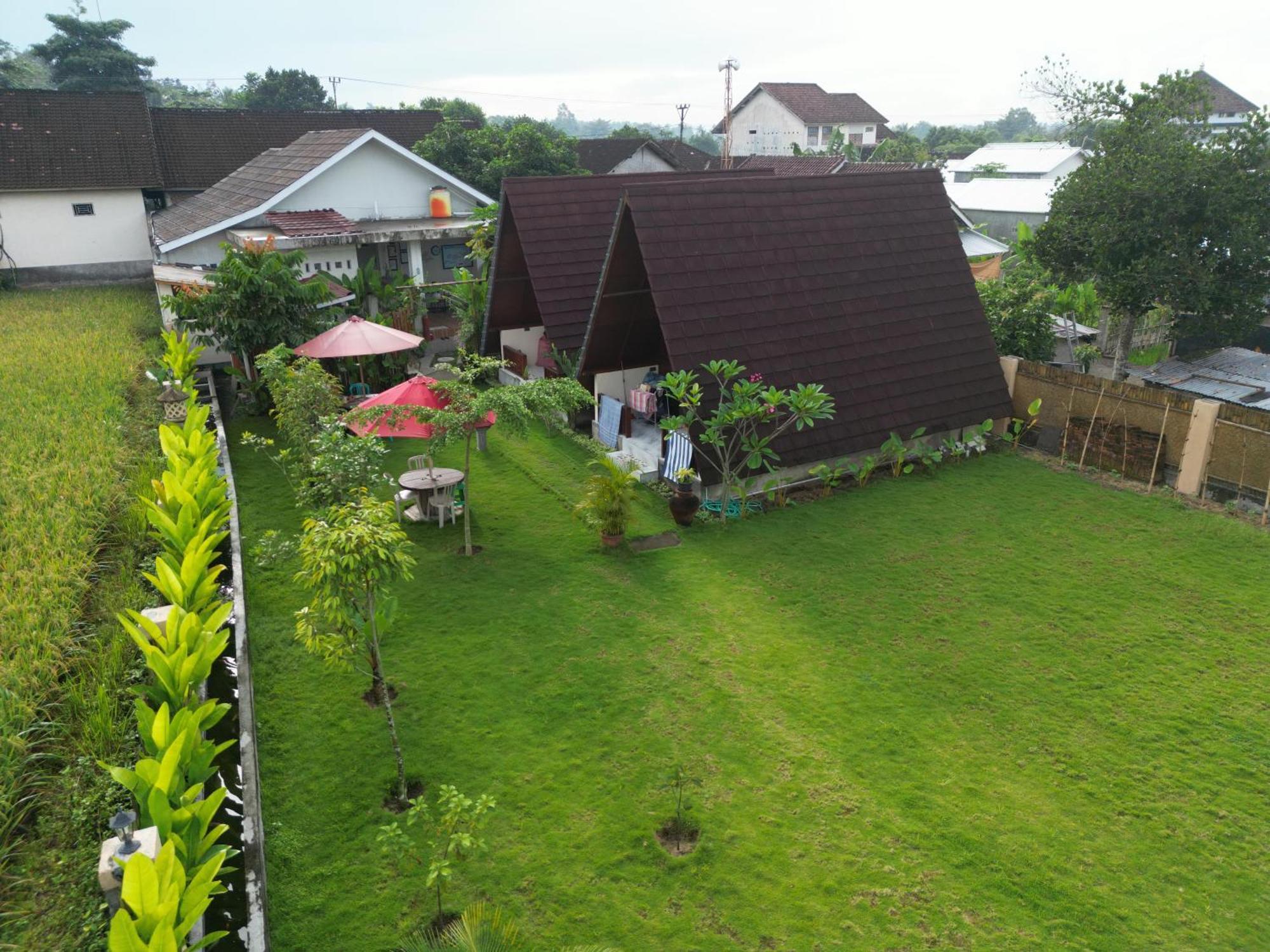 D' Carasti Bungalow Masbagik Екстер'єр фото